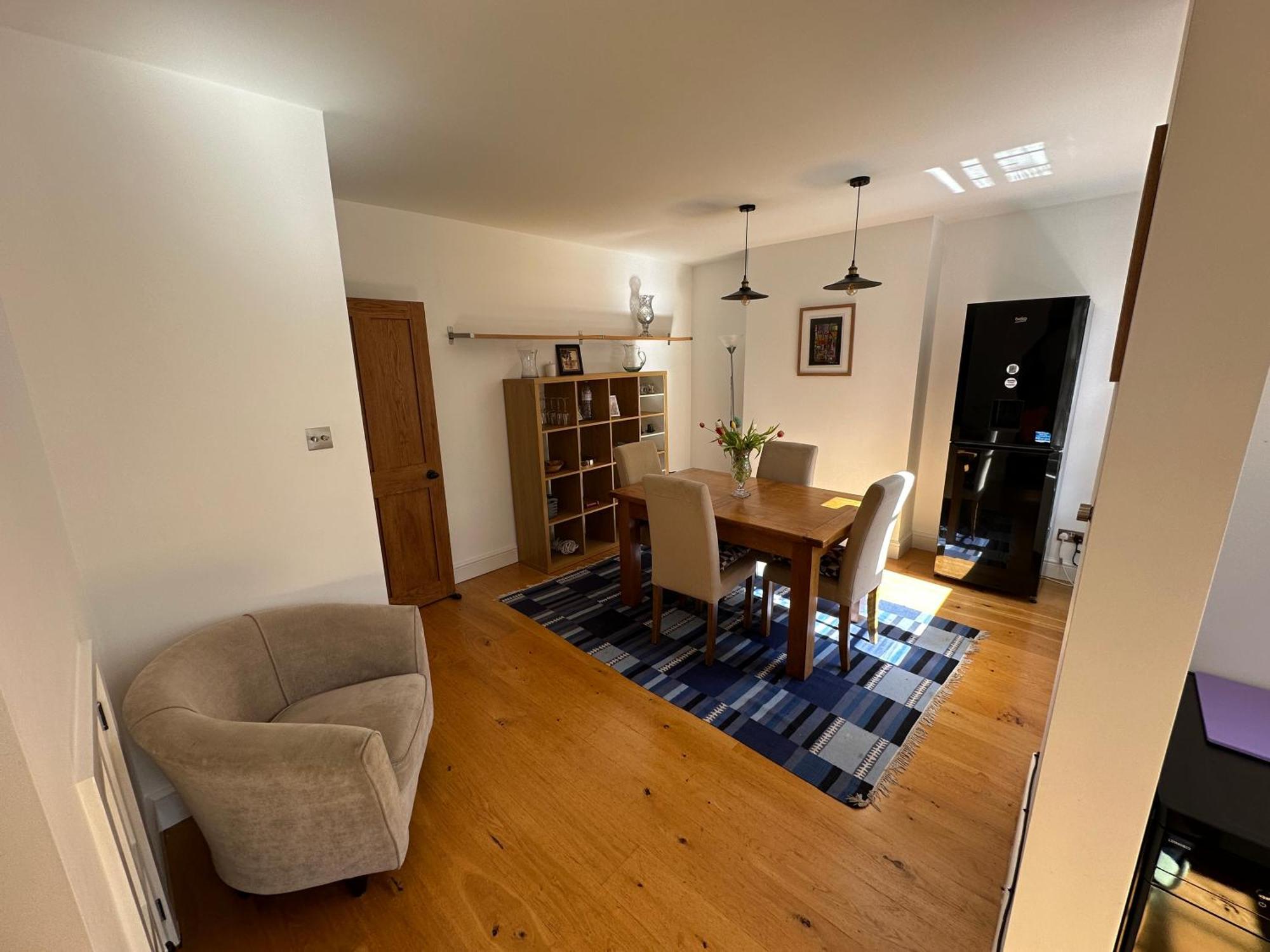 Colindale Lush 30 Mins London *