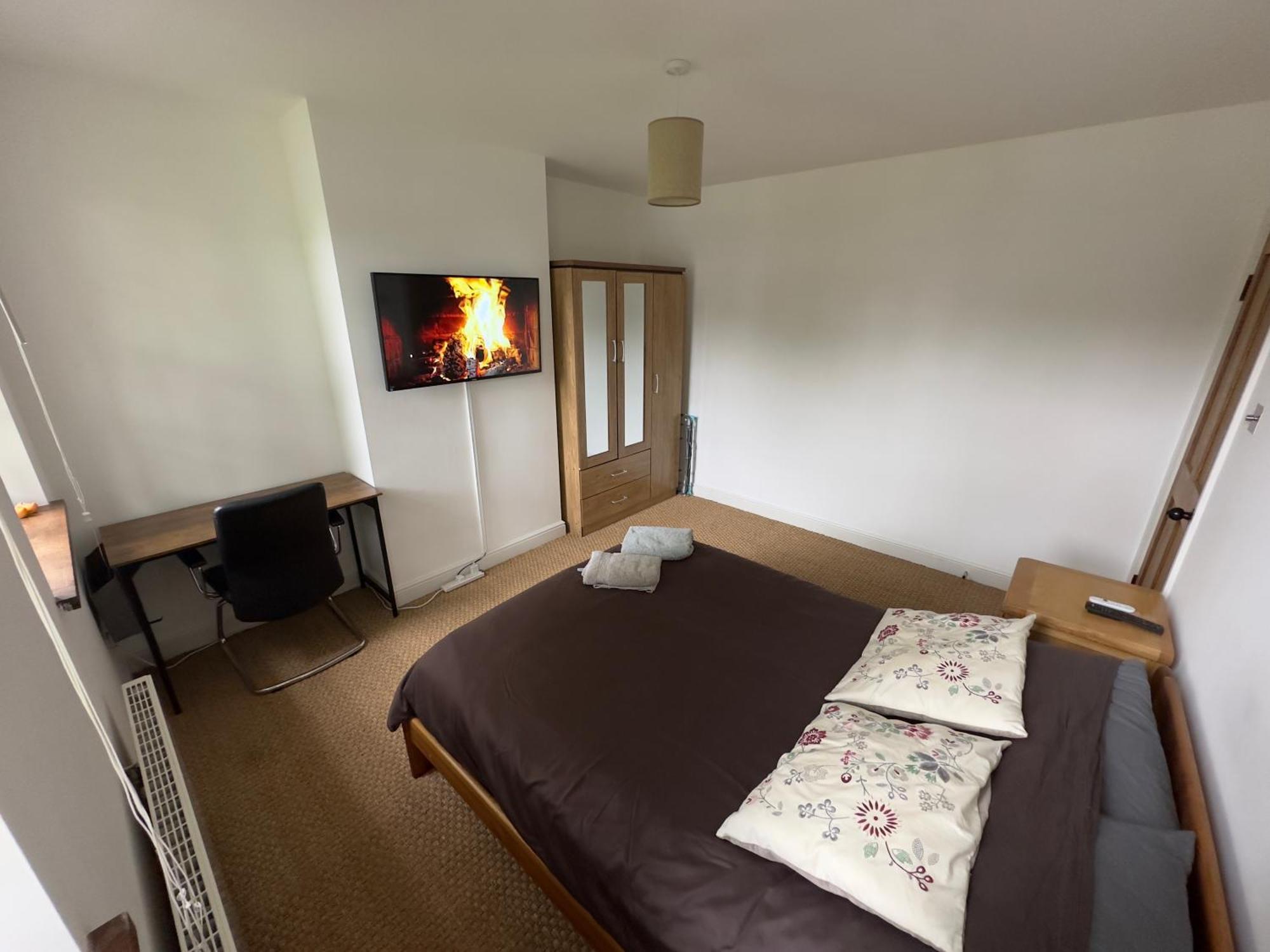 Colindale Lush 30 Mins London